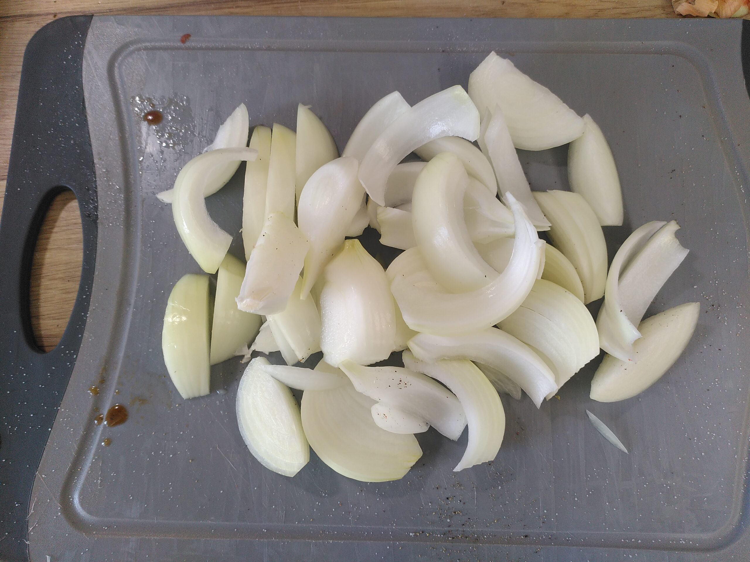 Thickly Sliced Onions